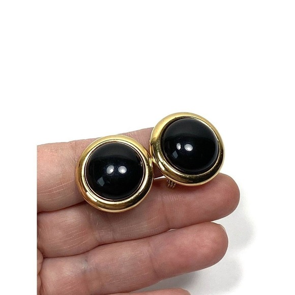 MONET Clip Ons Clips Earrings Black Acrylic Gold Tone Circles Vintage Signed - Picture 7 of 10